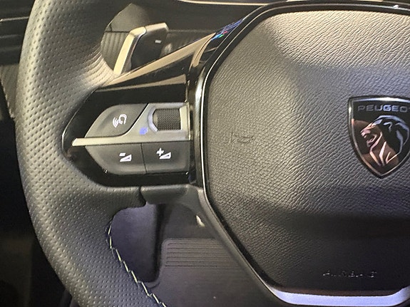 Peugeot 2008 10 of 23