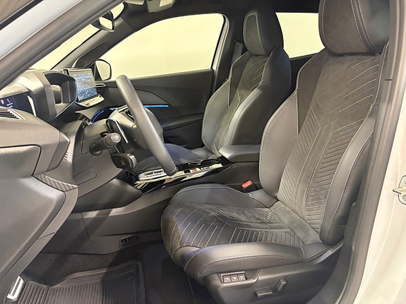 Peugeot 2008 7 of 23
