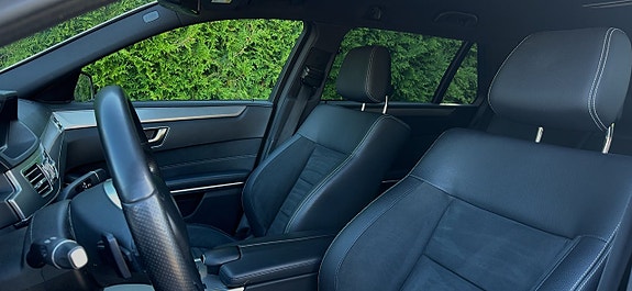 Mercedes-Benz E220 13 of 16