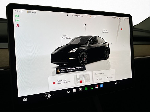Tesla Model Y 19 of 30
