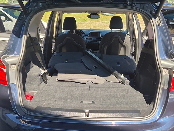 BMW 218i 18 of 26