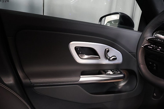 Mercedes-Benz CLA250+ 17 of 29