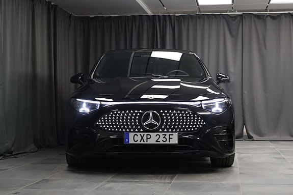 Mercedes-Benz CLA250+ 3 of 29