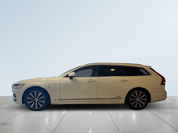 Volvo V90 4 of 19