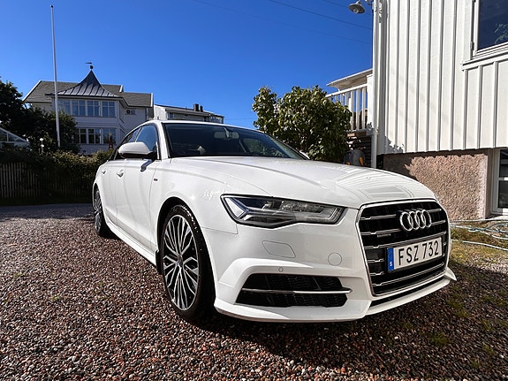 Audi A6 12 of 14
