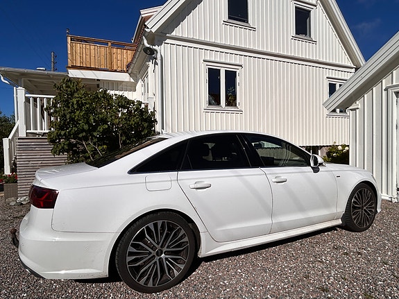 Audi A6 3 of 14