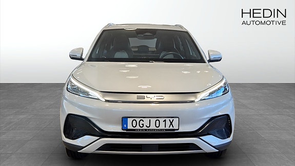 BYD Atto 3 2 of 12