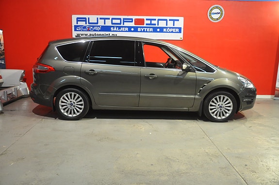 Ford S-MAX 3 of 25