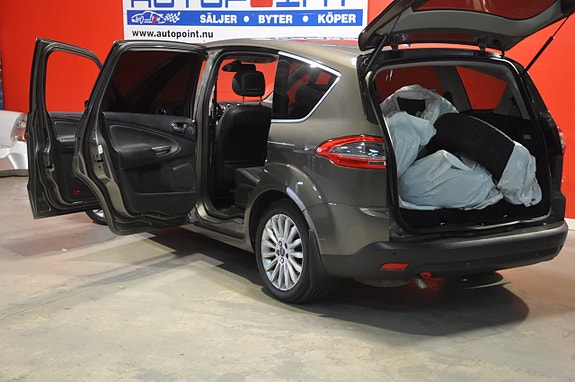 Ford S-MAX 15 of 25