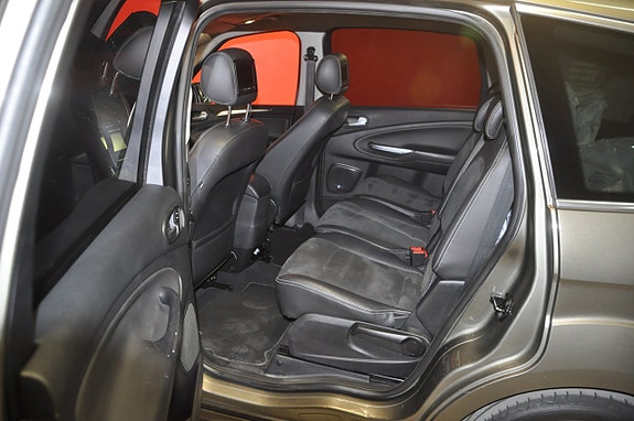 Ford S-MAX 13 of 25