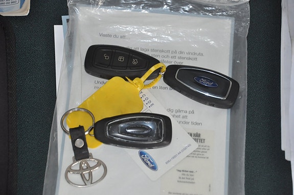 Ford S-MAX 25 of 25