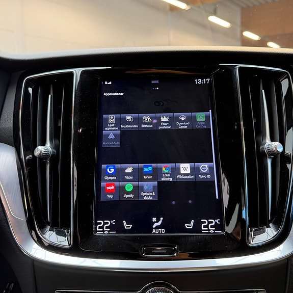 Volvo V60 Cross Country 14 of 14