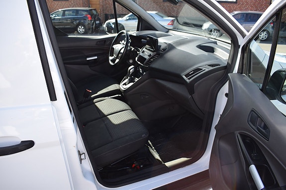 Ford Transit Connect 11 of 12