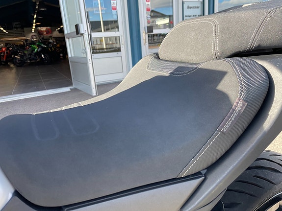 Yamaha Tracer 9 GT Dominator helssytem medföljer 9 of 9