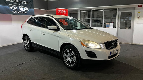 Volvo XC60 3 of 11