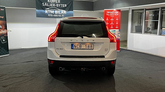 Volvo XC60 5 of 11