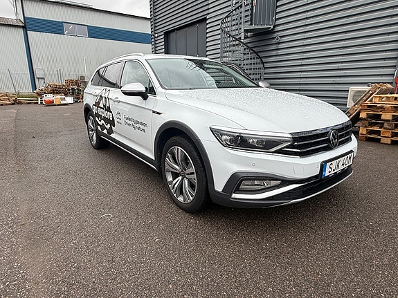 Volkswagen Passat Alltrack 7 of 8
