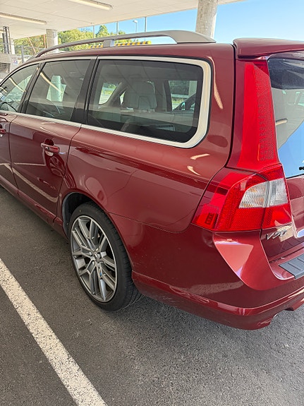 Volvo V70 5 of 6