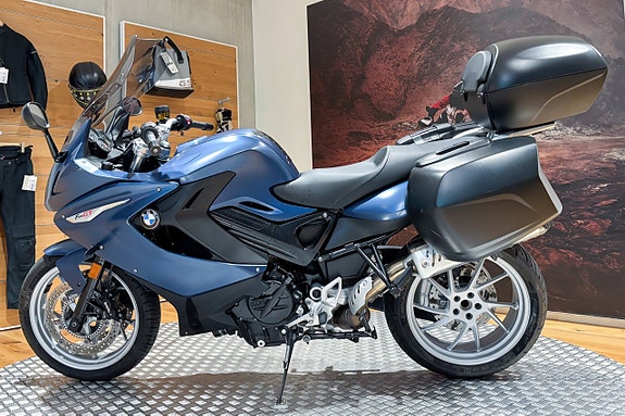 BMW F 800 GT |Safety pack |Puig hög vindruta|Toppbox|Sidoväskor| 2 of 12