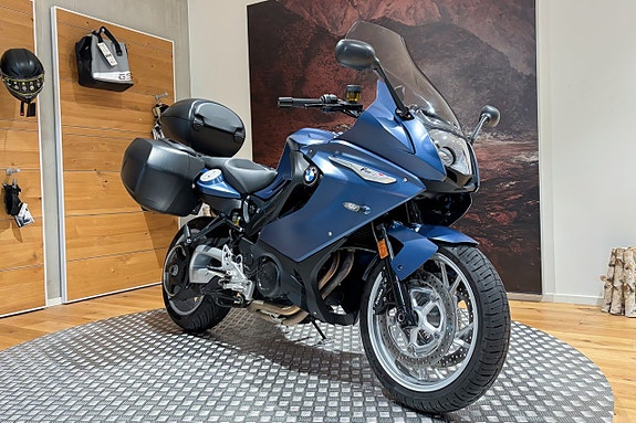 BMW F 800 GT |Safety pack |Puig hög vindruta|Toppbox|Sidoväskor| 3 of 12