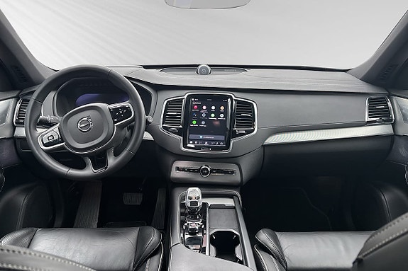 Volvo XC90 9 of 17