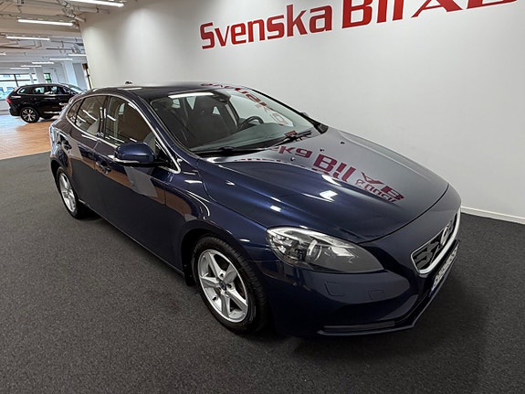 Volvo V40 7 of 18