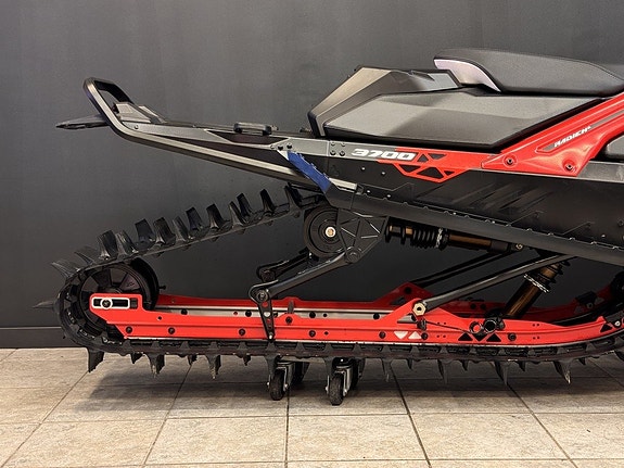 Lynx Shredder RE 850 E-tec Turbo 3700 Hub | 69mil 7 of 21