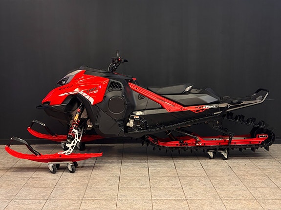 Lynx Shredder RE 850 E-tec Turbo 3700 Hub | 69mil 5 of 21