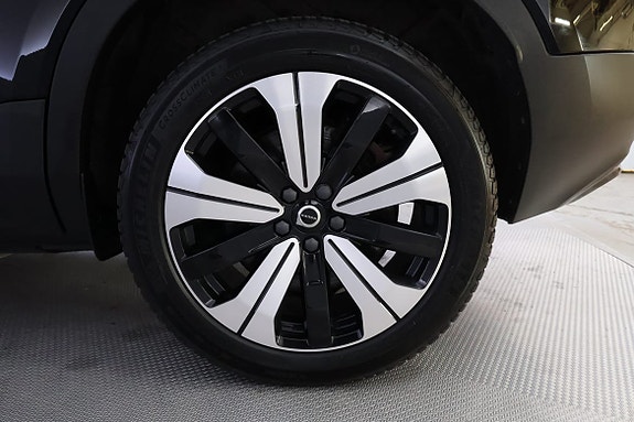 Volvo XC40 18 of 19