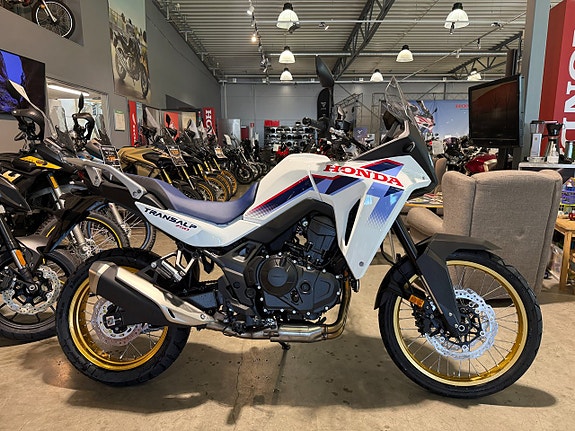 Honda XL750 Transalp 2 of 12