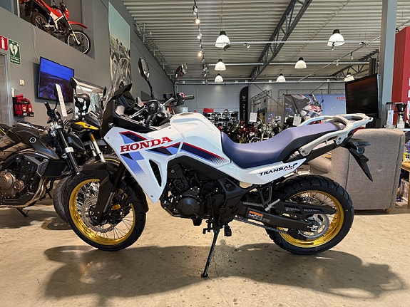 Honda XL750 Transalp 5 of 12