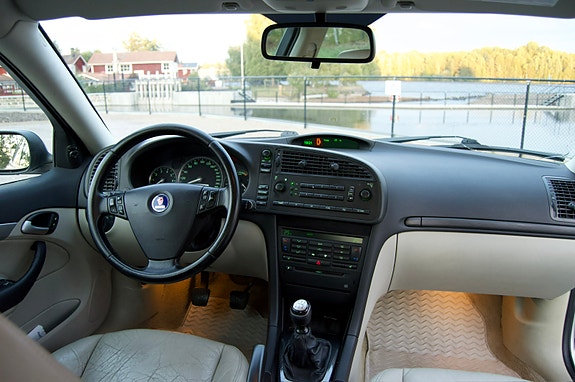 Saab 9-3 6 of 8