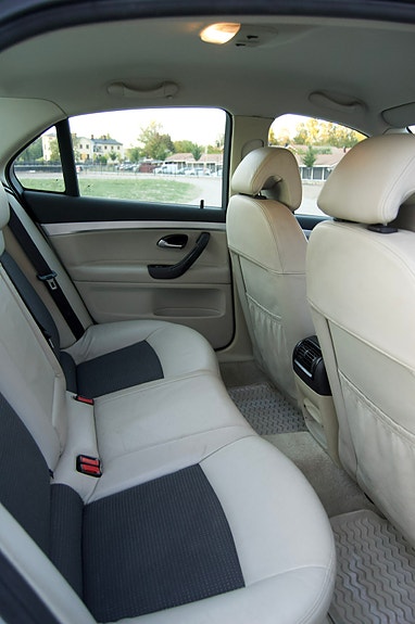 Saab 9-3 8 of 8