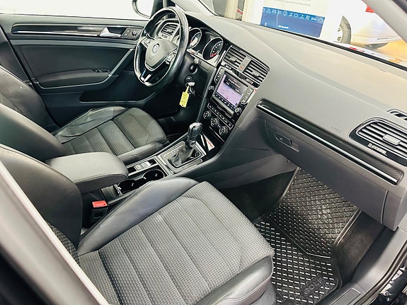 Volkswagen Golf I 15 of 23