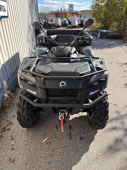 Can-Am Outlander 6x6 DPS 700 DEMO! 3 of 4