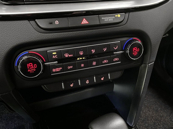 Kia Ceed 12 of 15
