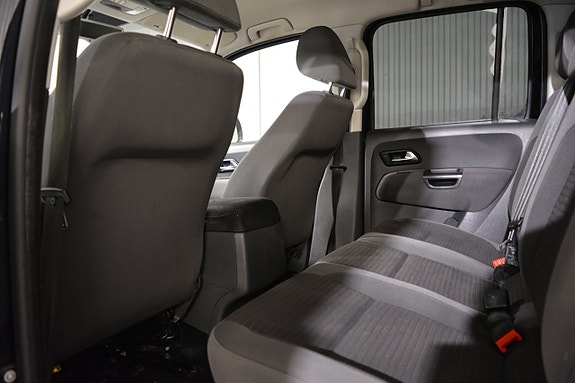 Volkswagen Amarok 13 of 22