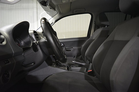 Volkswagen Amarok 8 of 22