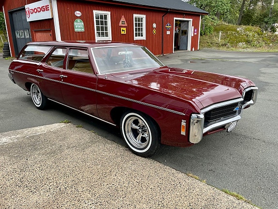 Chevrolet Impala 14 of 30
