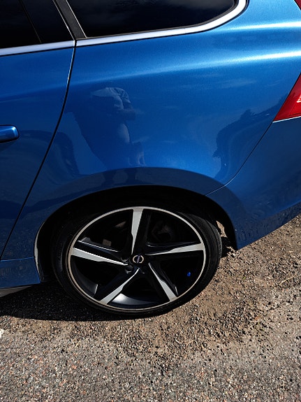 Volvo V60 9 of 18