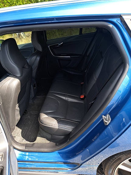 Volvo V60 6 of 18