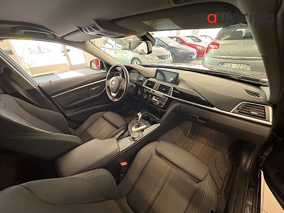 BMW 320 8 of 18