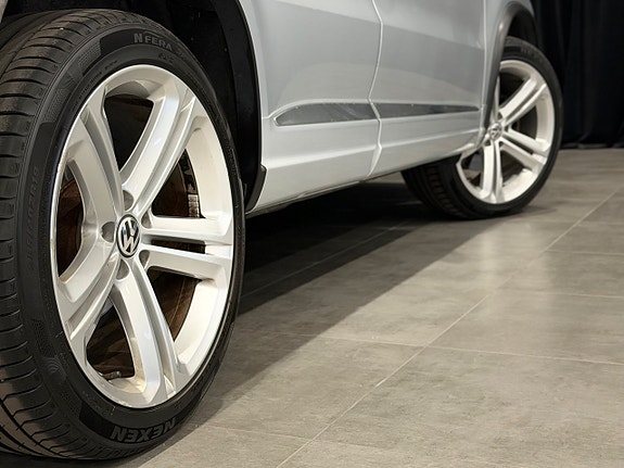 Volkswagen Tiguan 8 of 25