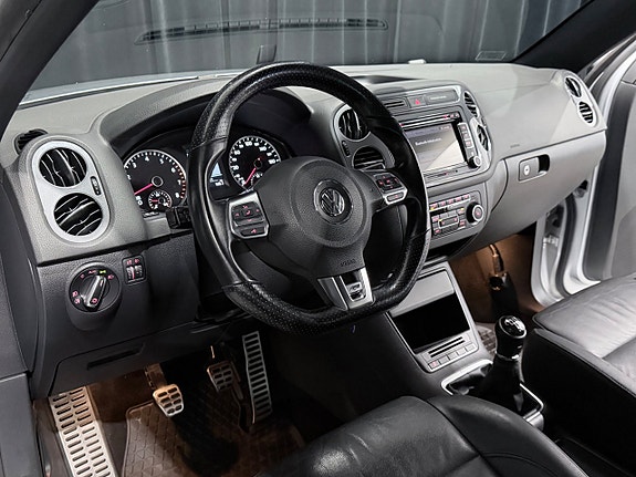 Volkswagen Tiguan 13 of 25