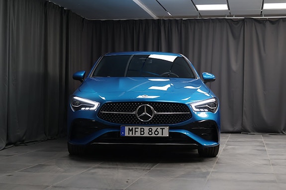 Mercedes-Benz CLA200 3 of 23