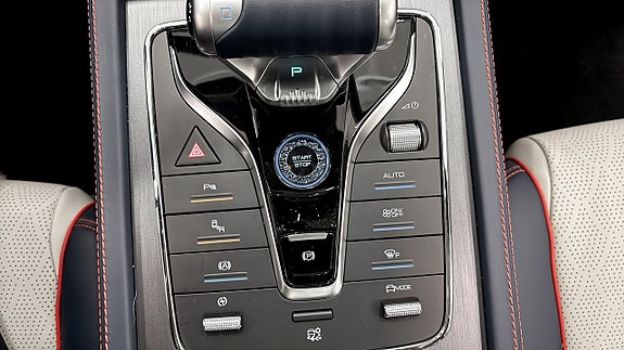 BYD Atto 3 13 of 13