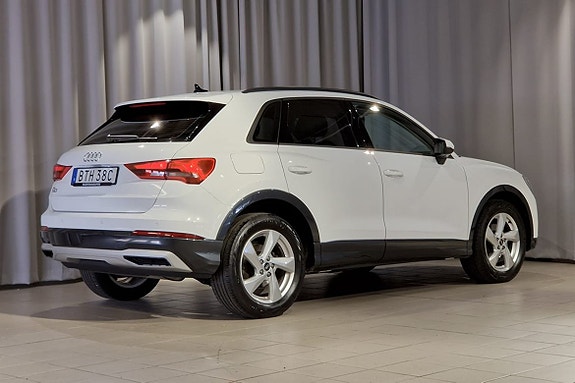 Audi Q3 4 of 14