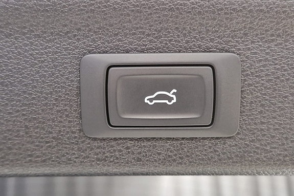 Audi Q3 6 of 14