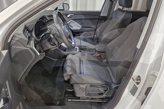 Audi Q3 7 of 14
