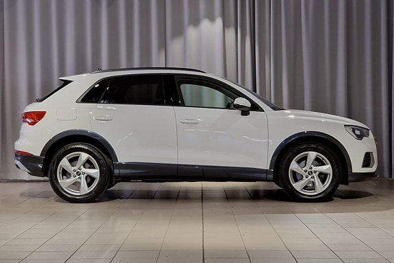 Audi Q3 3 of 14